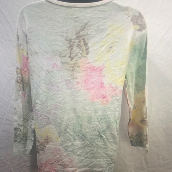 Women's Multicolor V-Neck Top - Picture 3 of 4